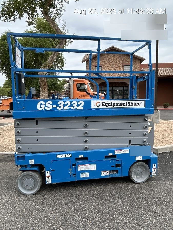 2022 GENIE GS-3232