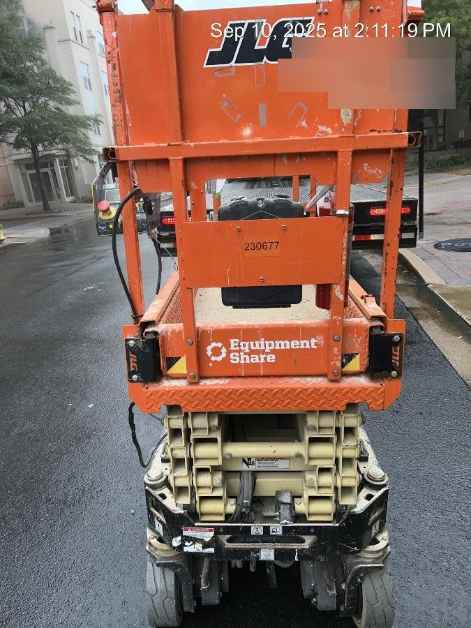 2022 JLG ES1932