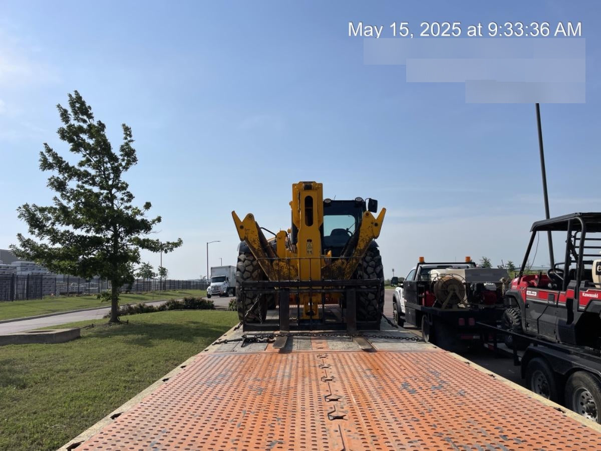 2023 JCB 510-56