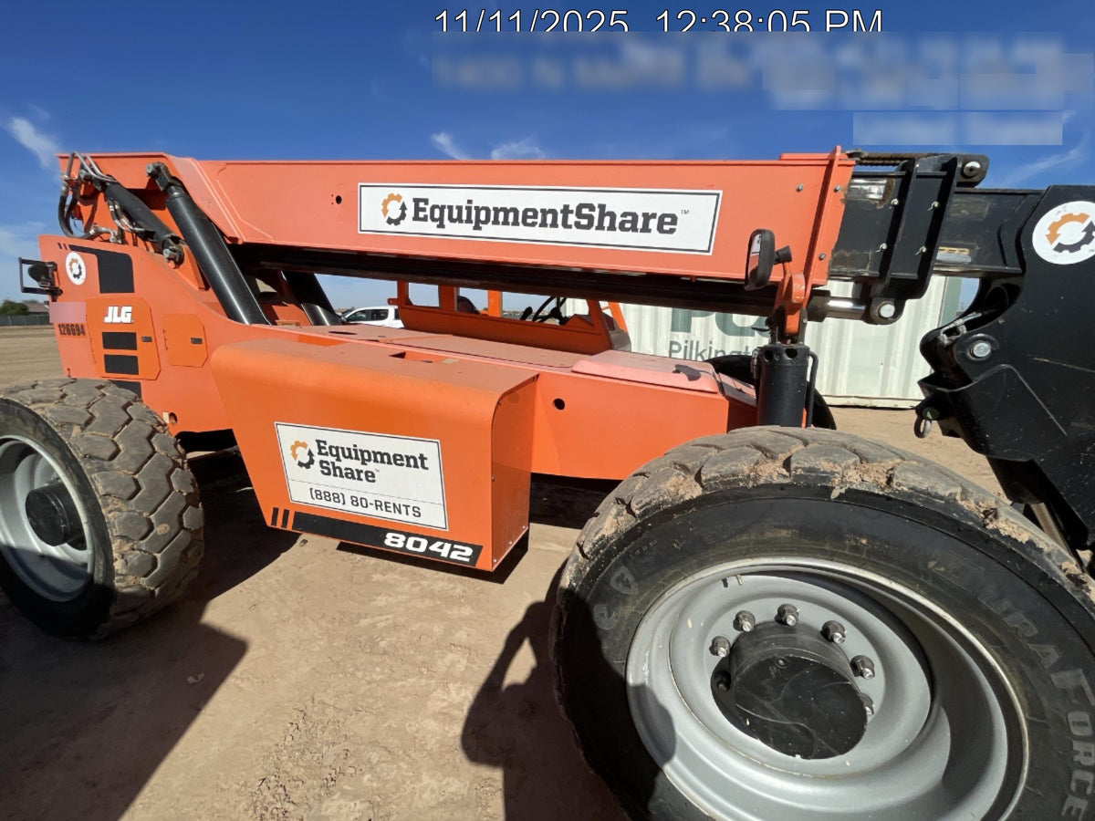 2021 SKYTRAK 8042