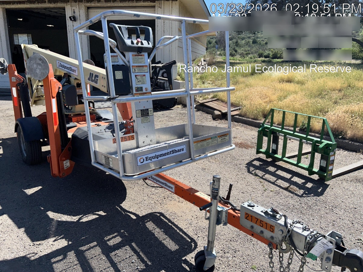 2022 JLG T350