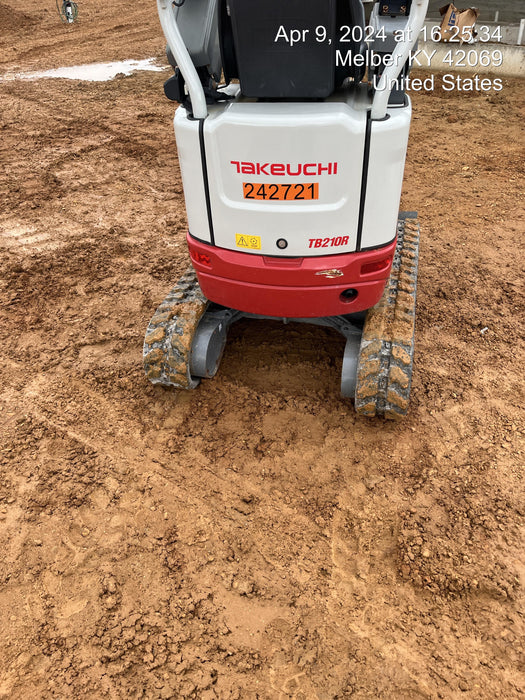 2022 TAKEUCHI TB210R
