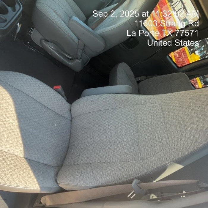 2025 CHEVROLET Express Van - Rental