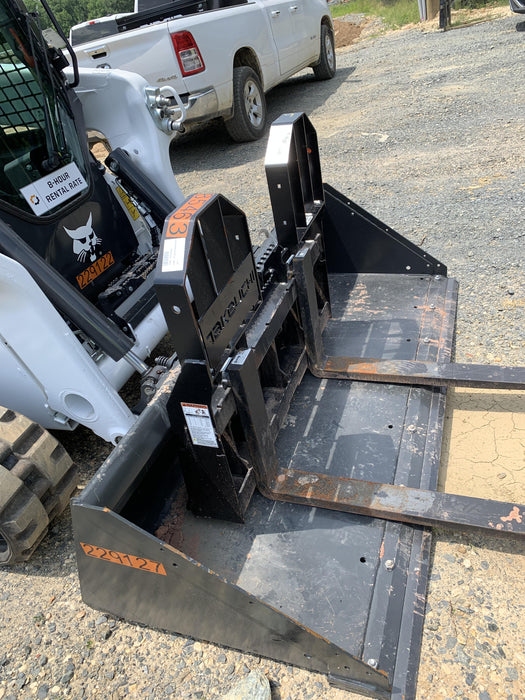 2021 TAKEUCHI 48" Pallet Forks - Takeuchi