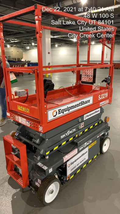 2021 SKYJACK SJ3219