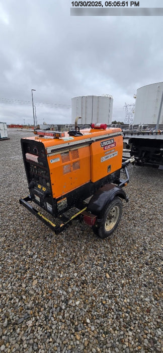 2021 Lincoln Electric Vantage 322 Vantage 322 Ready Pak 3 w/ Decals, ORANGE (includes trailer, cable rack, fender light kit) NO Telematics