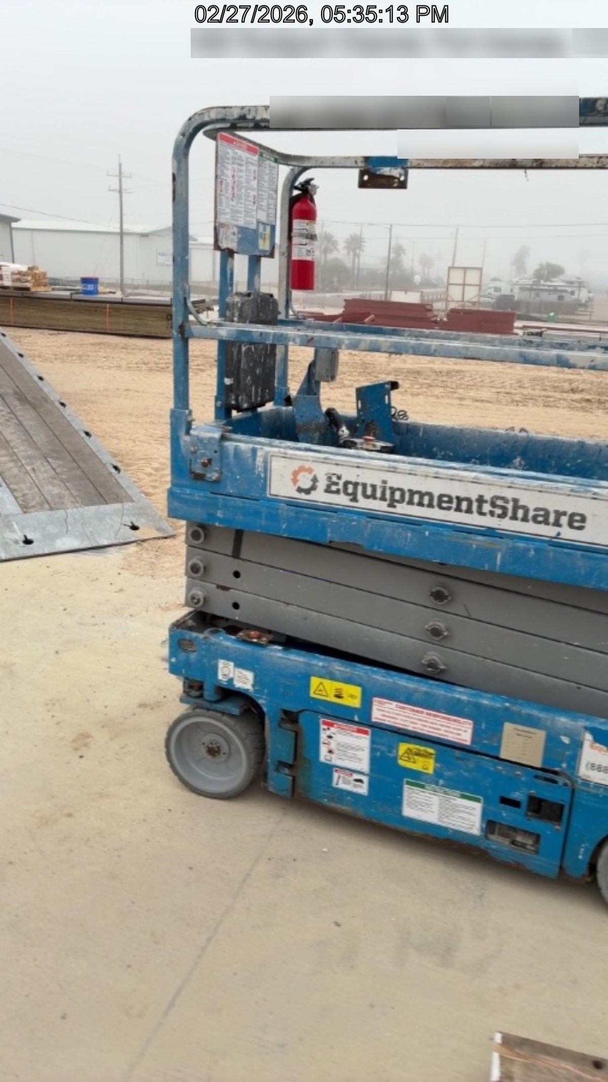 2017 Genie GS-1930 Genie GS-1930 Lift w/Fixed Rail and Chain Entry