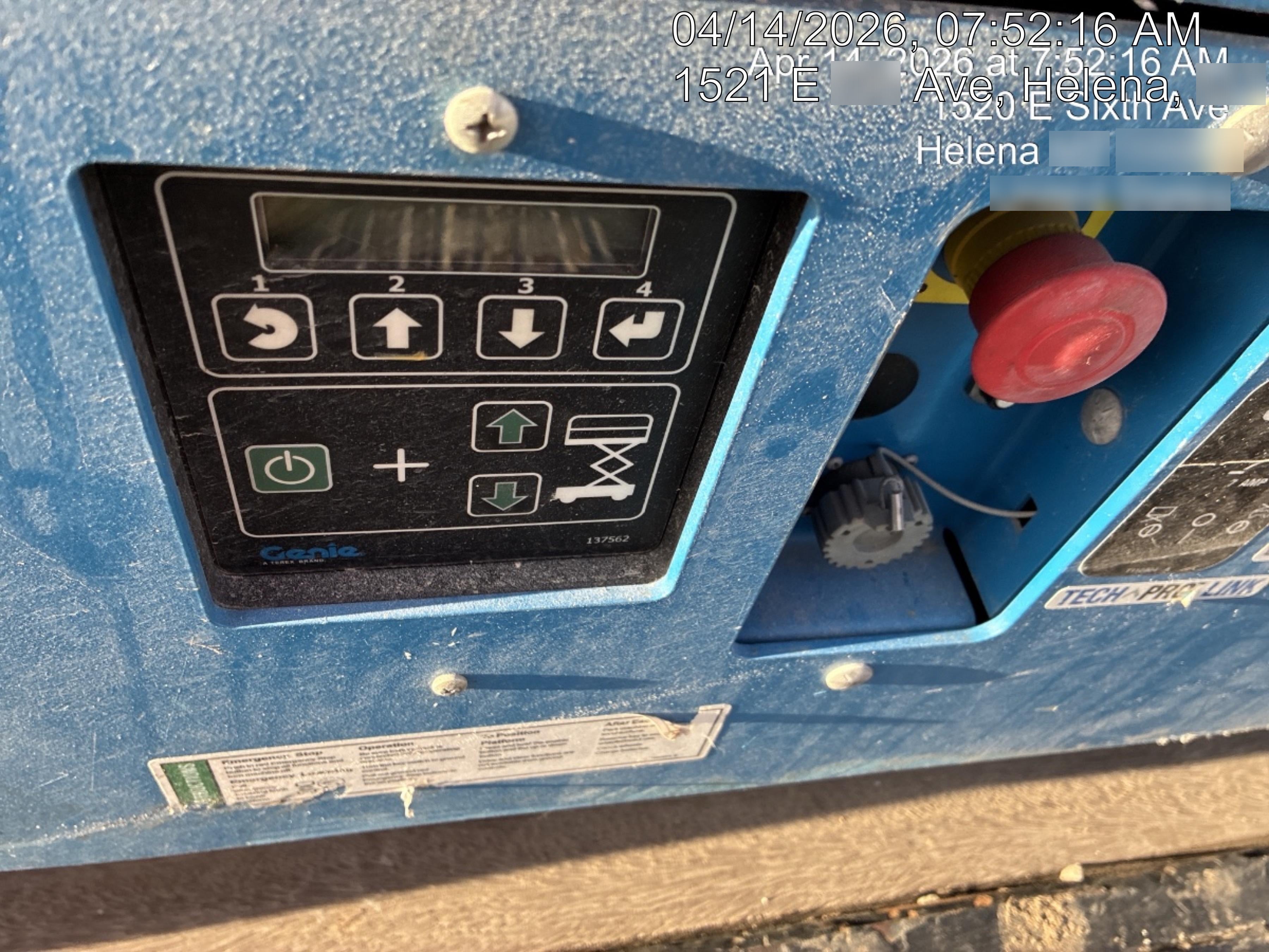 2022 GENIE GS-2632