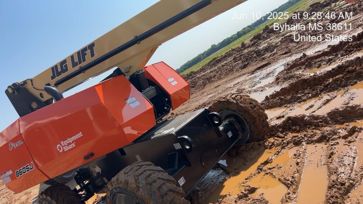 2025 JLG 860SJ