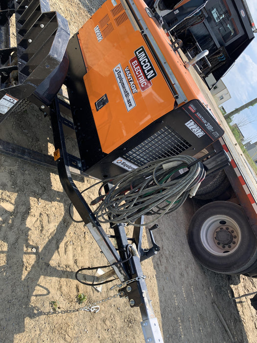 2021 Lincoln Electric Vantage 322 Vantage 322 Ready Pak 3 w/ Decals, ORANGE (includes trailer, cable rack, fender light kit) NO Telematics