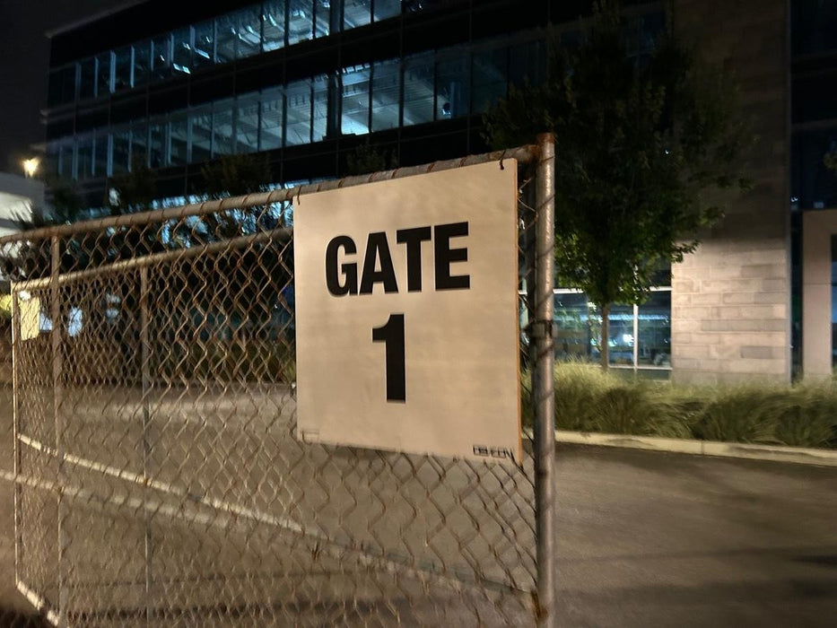 2020 MEC 1330SE Solid NM Tires, Steel Swing out Doors, LCS, Beacon, 900W Inverter