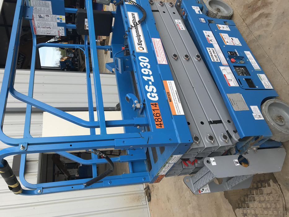 2019 Genie GS-1930 Fixed Rails with Chain Entry