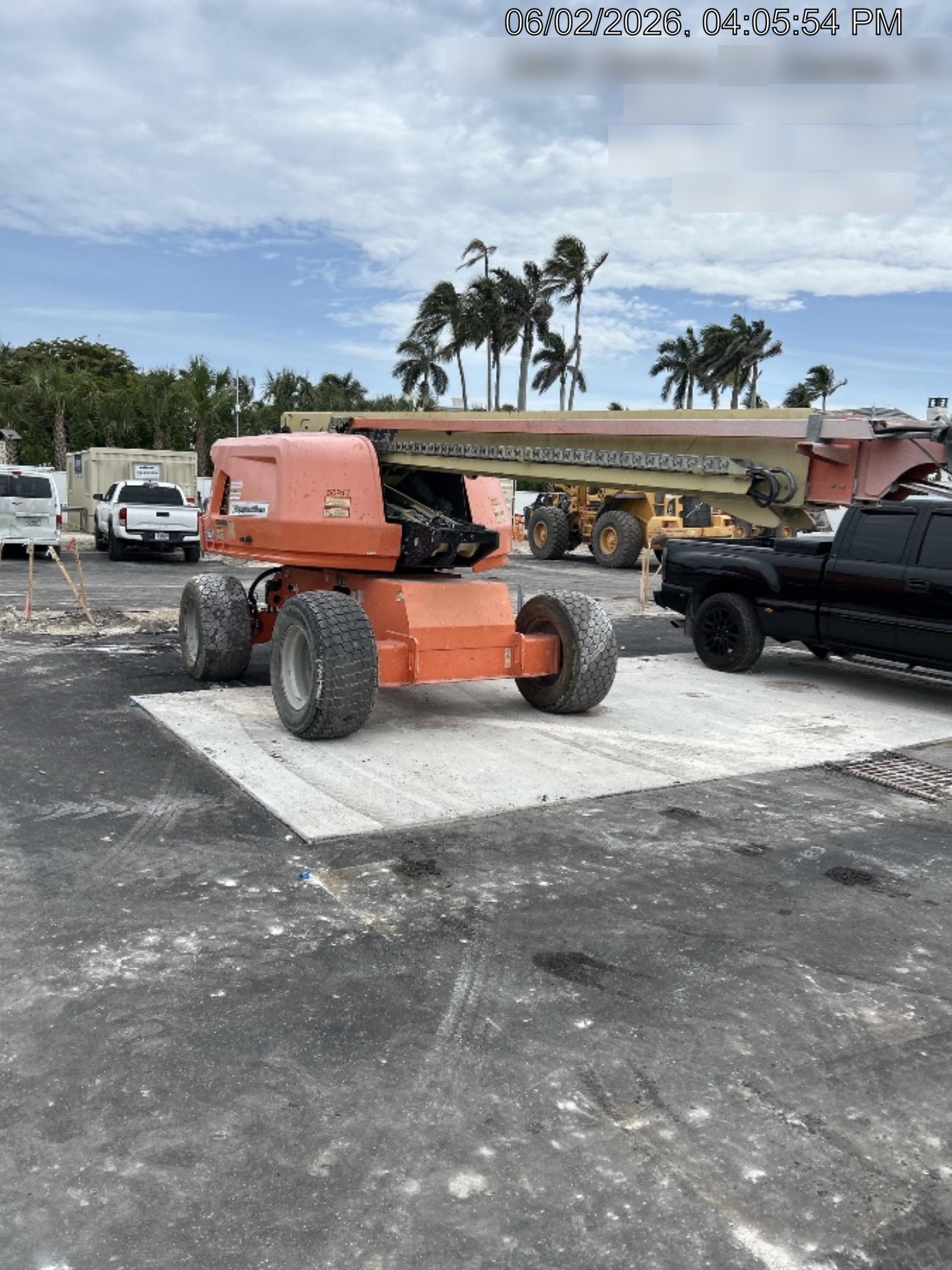 2020 JLG 660SJ