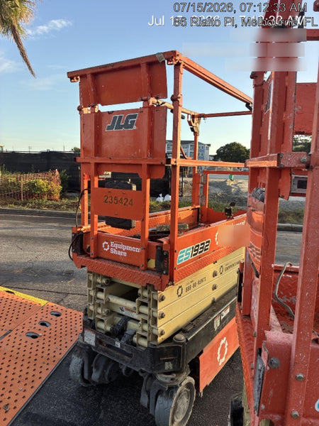 2022 JLG ES1932