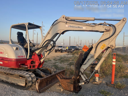 2022 TAKEUCHI TB250-2R