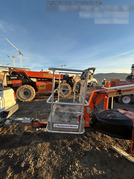2023 JLG T350