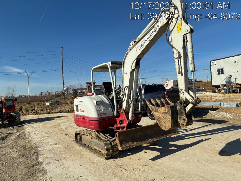 2019 Takeuchi TB240 Takeuchi TB240 Canopy w/Rubber Tracks, Auxiliary Hydraulics, Manual QC, Hydraulic Thumb, 12/18/24" Buckets