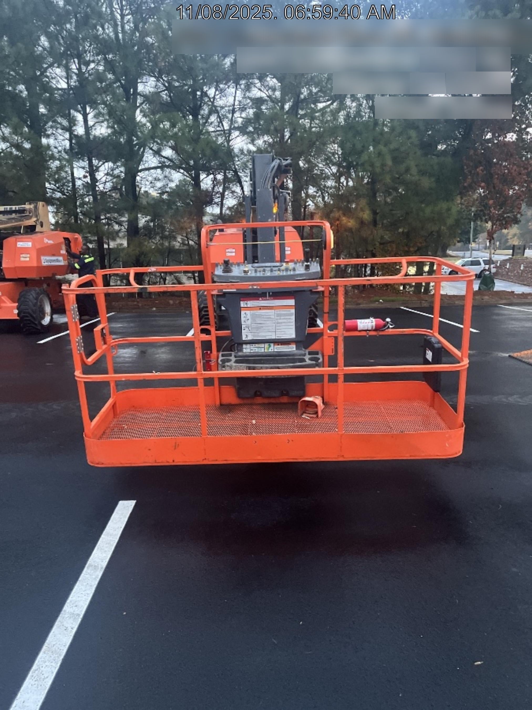 2023 JLG 860SJ