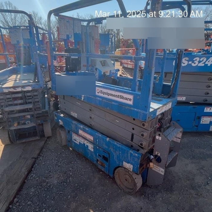 2019 Genie GS-1930 Fixed rails with chain Entry