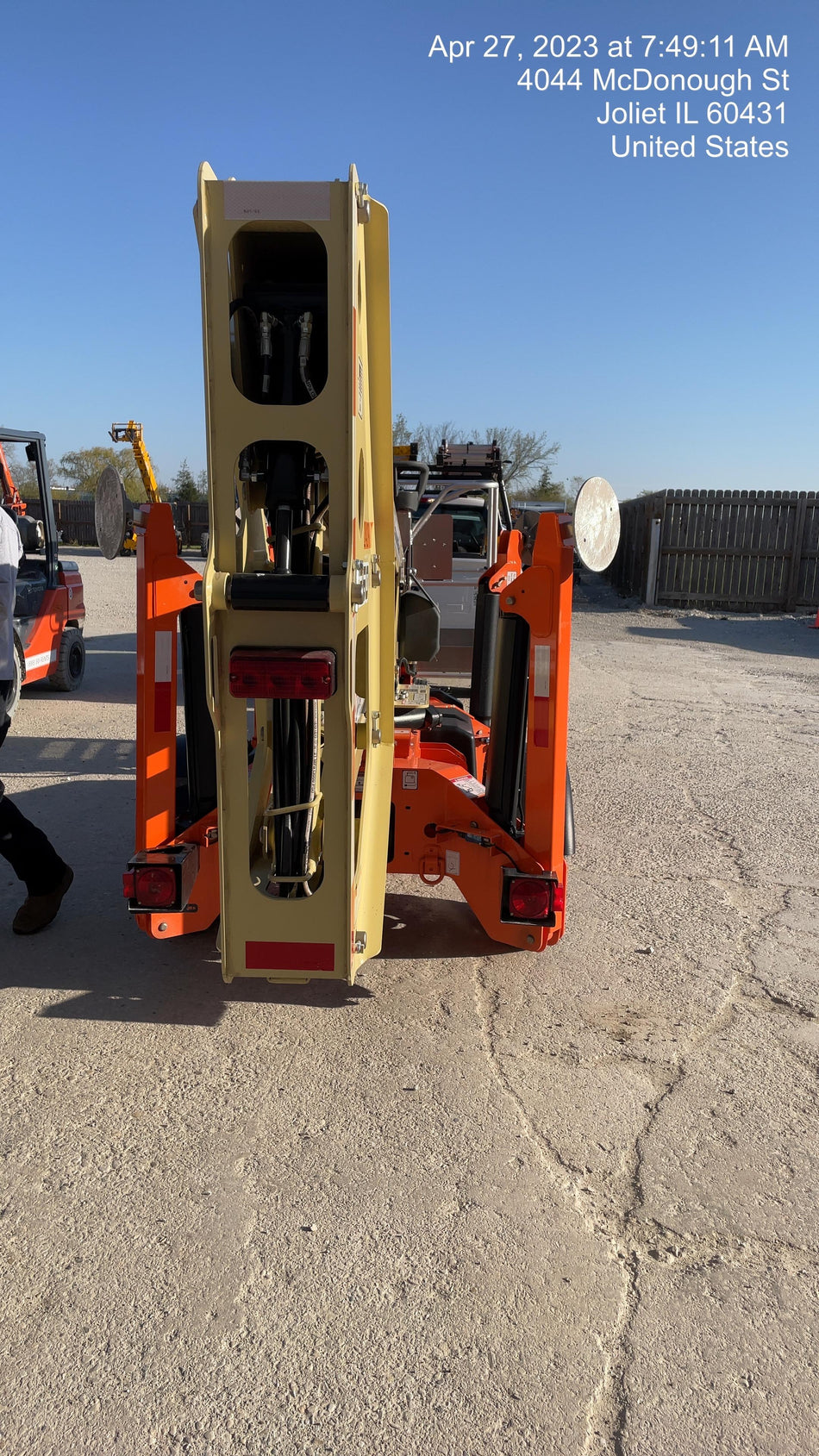 2022 JLG T350