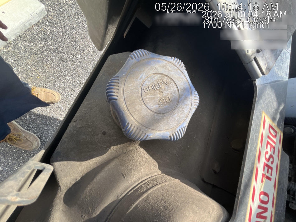 2018 CASE 621G