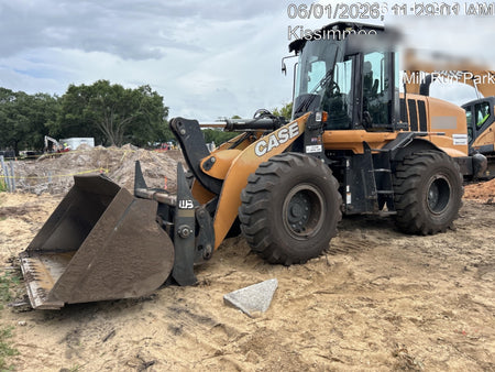 2022 CASE 621G