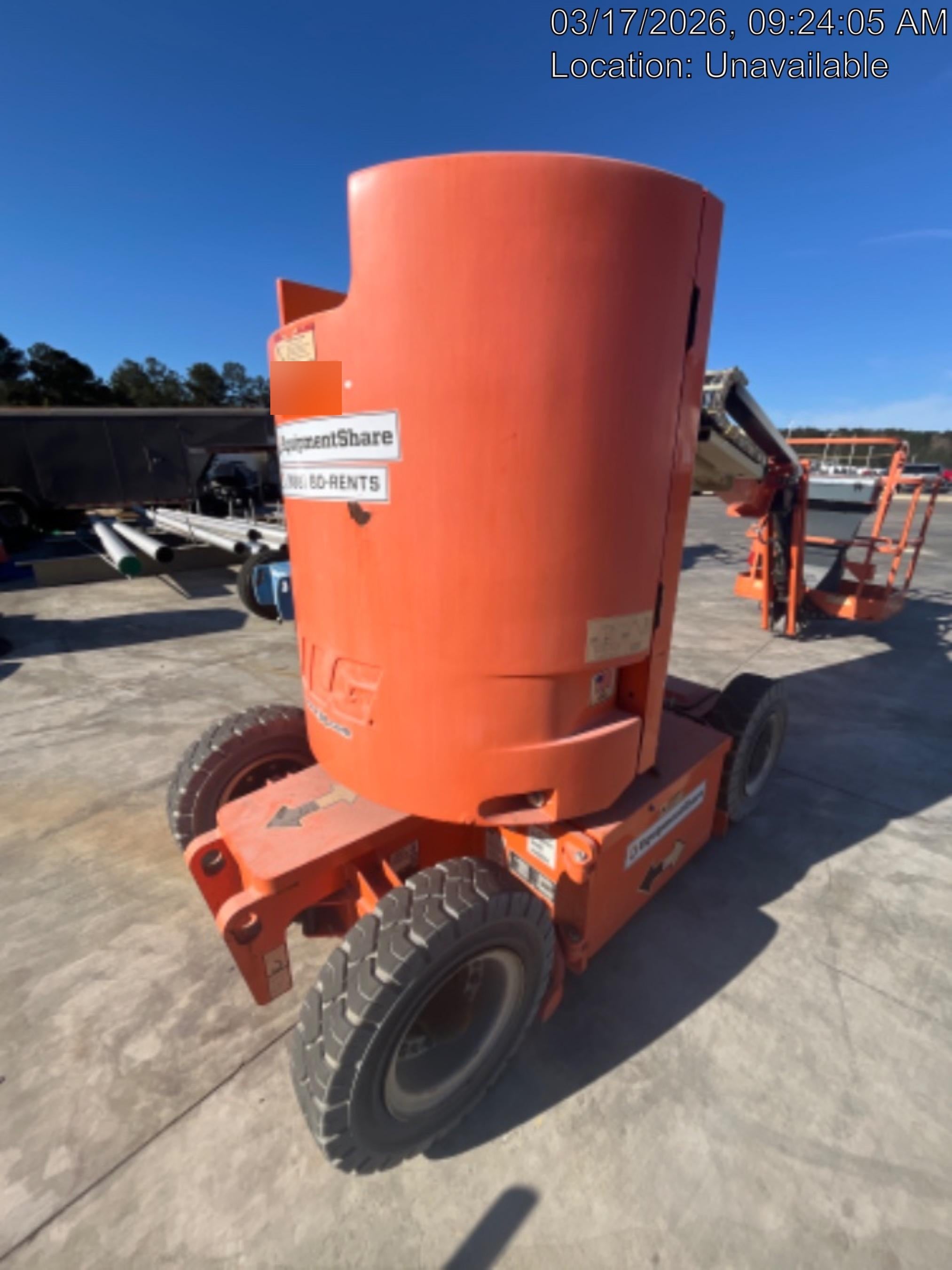 2019 JLG E300AJP