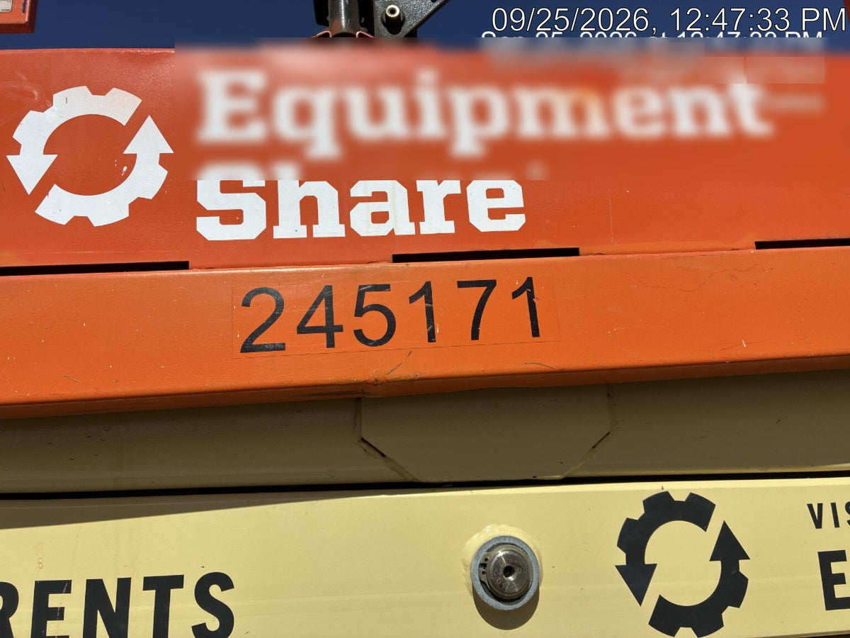 2022 JLG ES2632