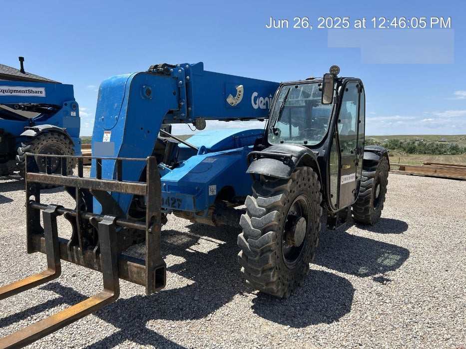 2018 Genie GTH-844 Genie GTH-844 w/Enclosed Cab w/HVAC, Work Lights, Solid Tires, Beacon, 60" Carriage and Forks