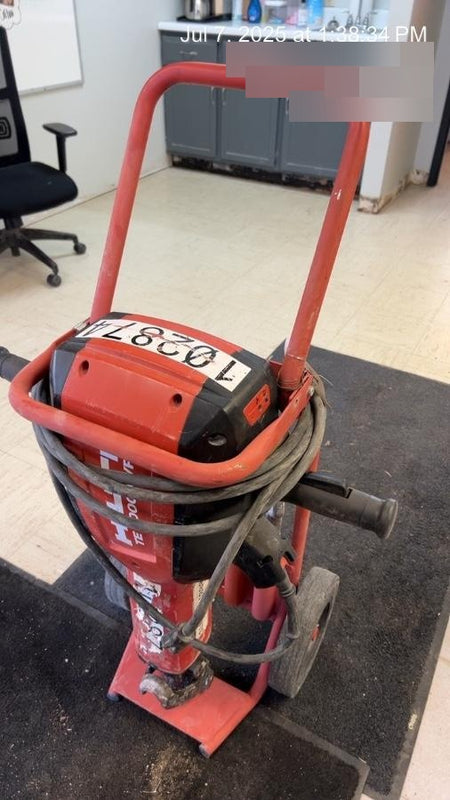 2020 HILTI TE 3000-AVR