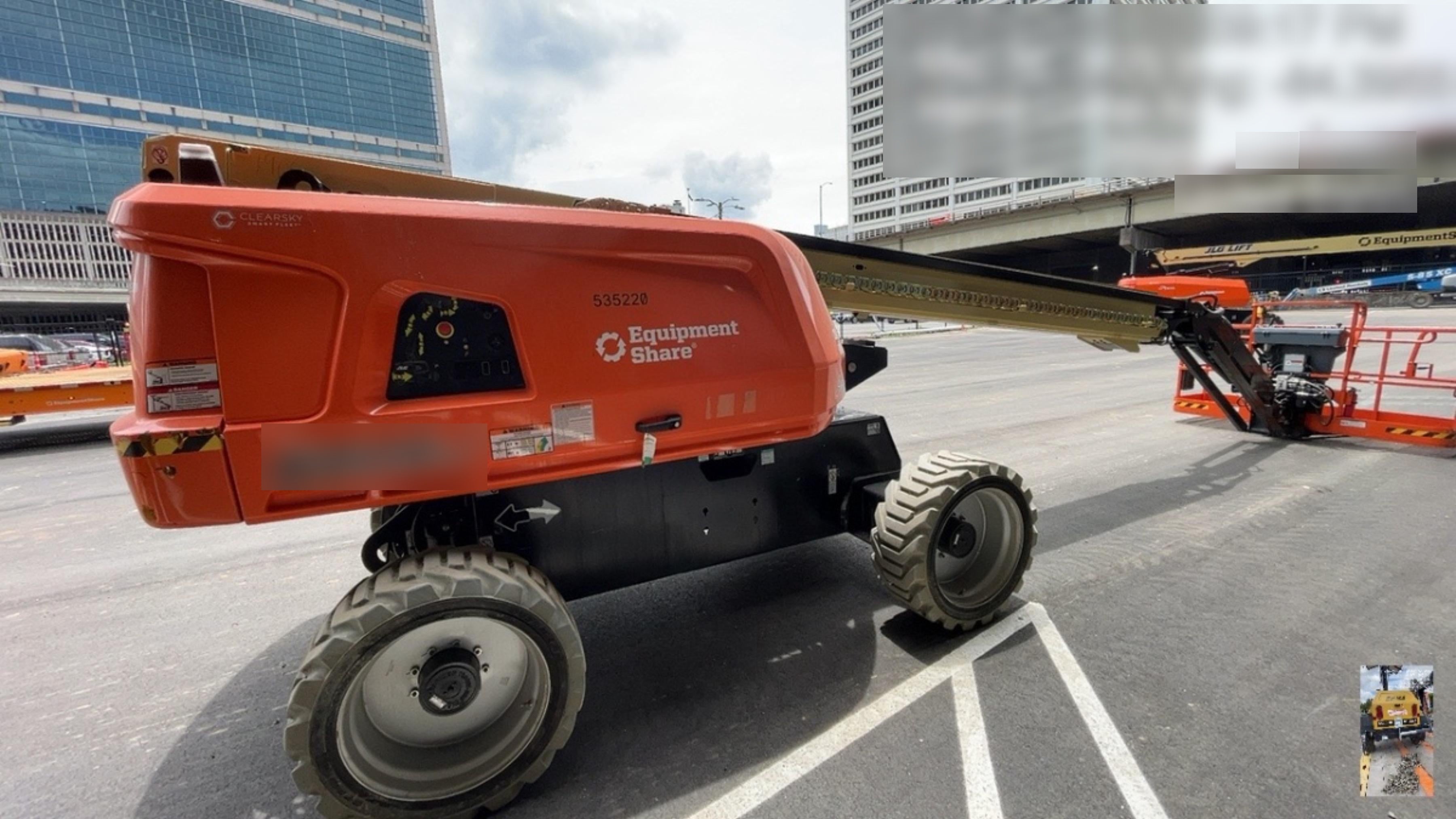 2025 JLG 660SJ