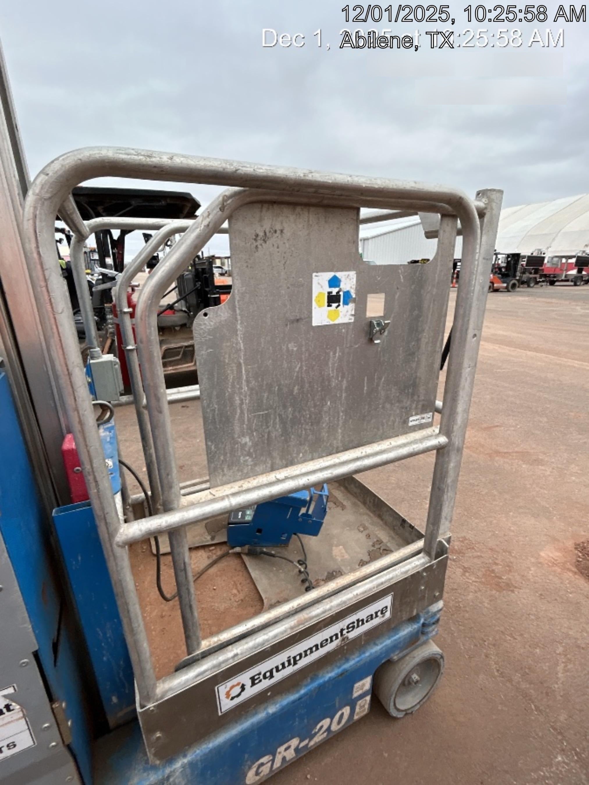 2019 GENIE GR-20