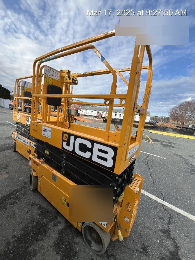 2023 JCB S1930E