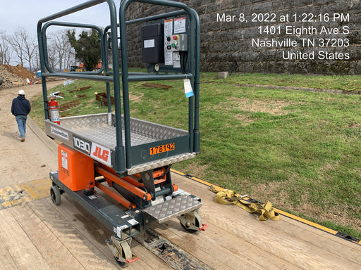 2021 JLG 1030P