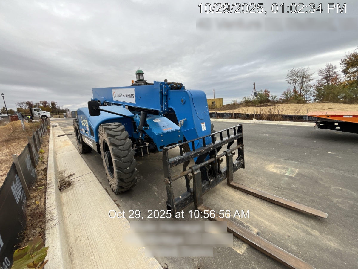 2021 GENIE GTH-844