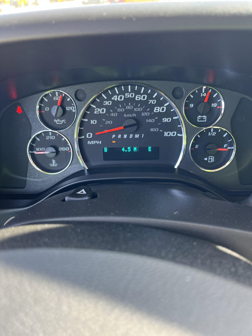 2023 CHEVROLET Express Van - Rental