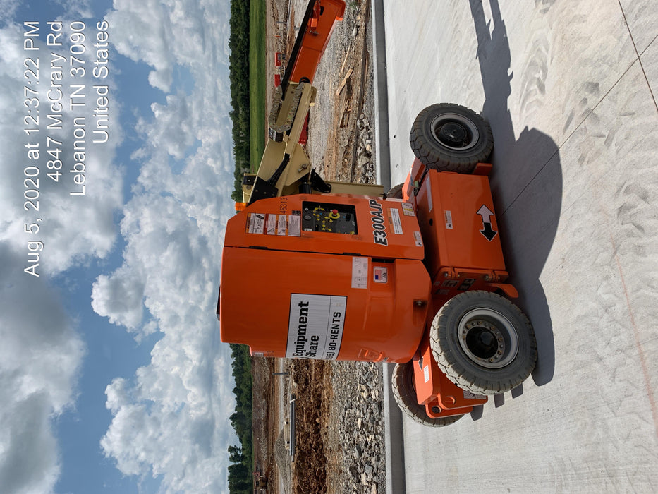 2019 JLG E300AJP