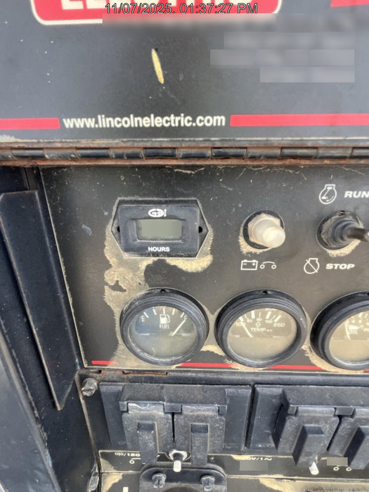 2019 Lincoln Electric Vantage 322 Welder Ready-Pak 3, Two wheel trailer, Fender and Light kit, Cable Rack