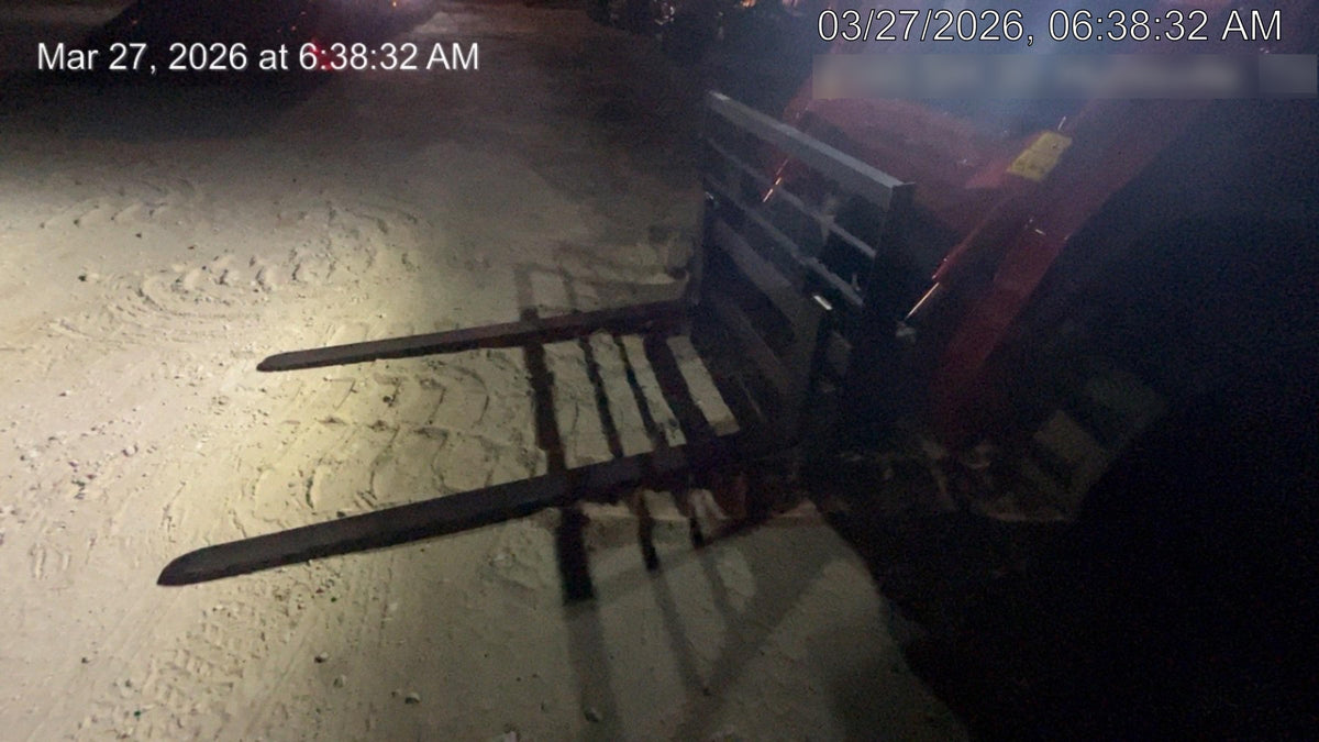 2026 ARROW MATERIAL HANDLING 72" Pallet Forks - Arrow