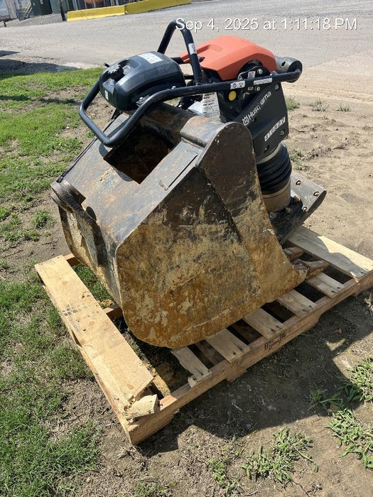 2024 HUSQVARNA LT6005