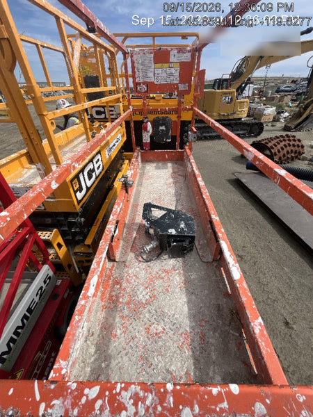 2022 JLG ES2632