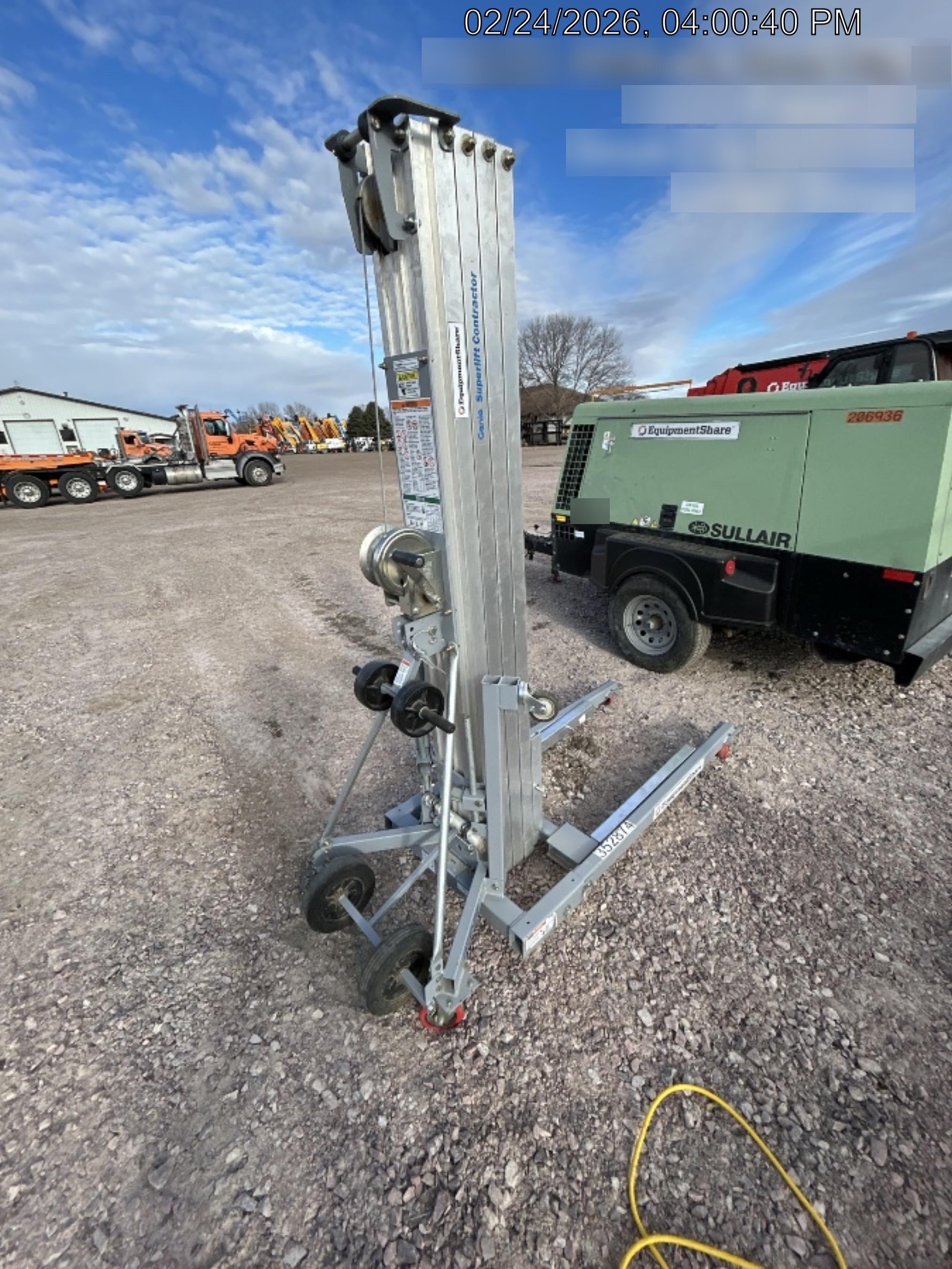 2023 GENIE SLC-24