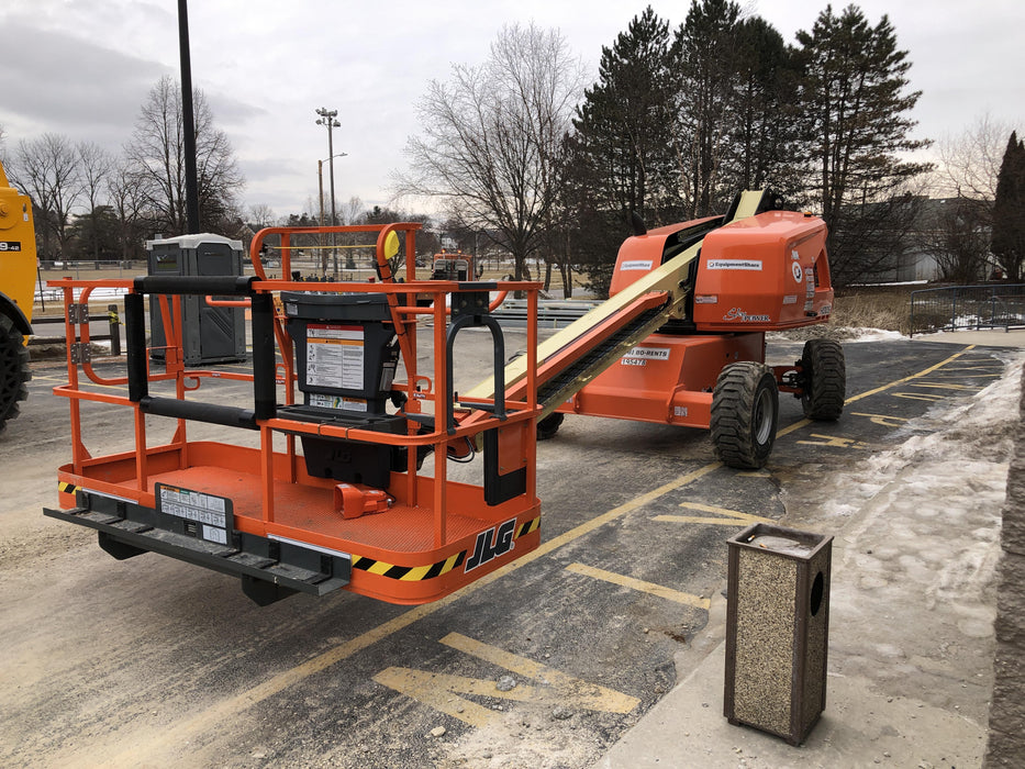 2021 JLG 400S