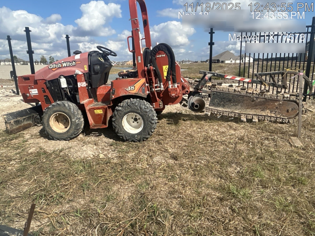 2021 DITCH WITCH RT45A