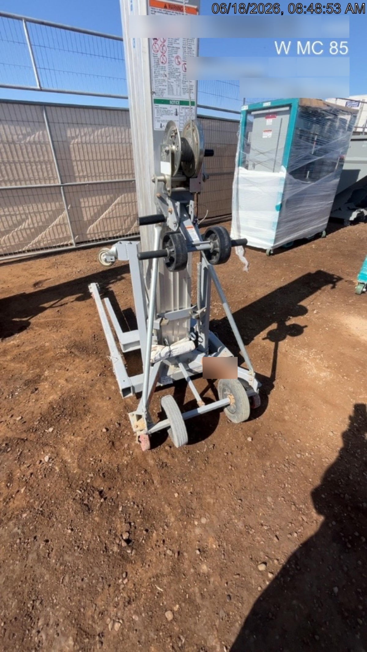2023 GENIE SLC-24