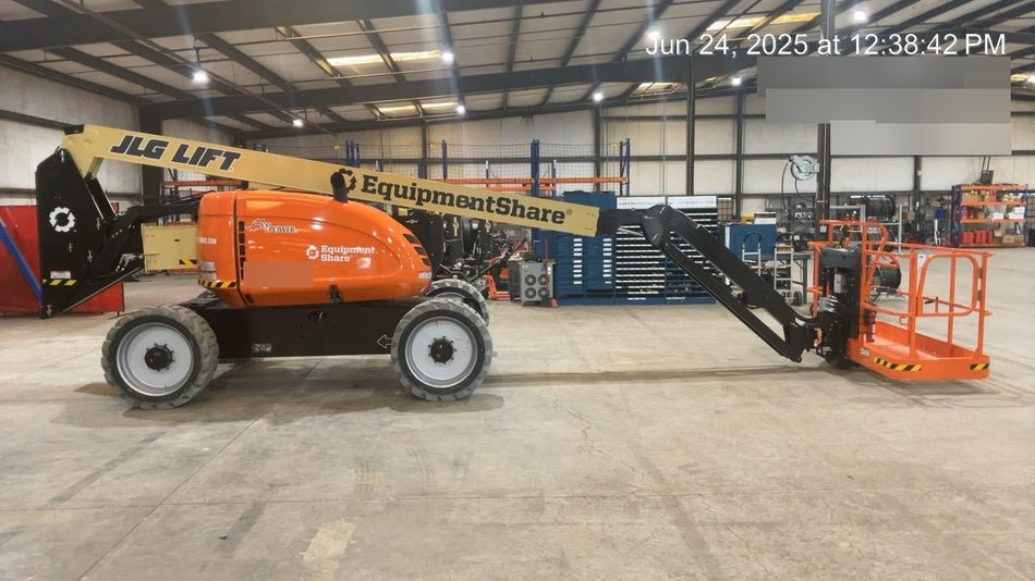 2025 JLG 600AJ