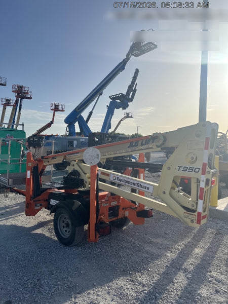 2022 JLG T350