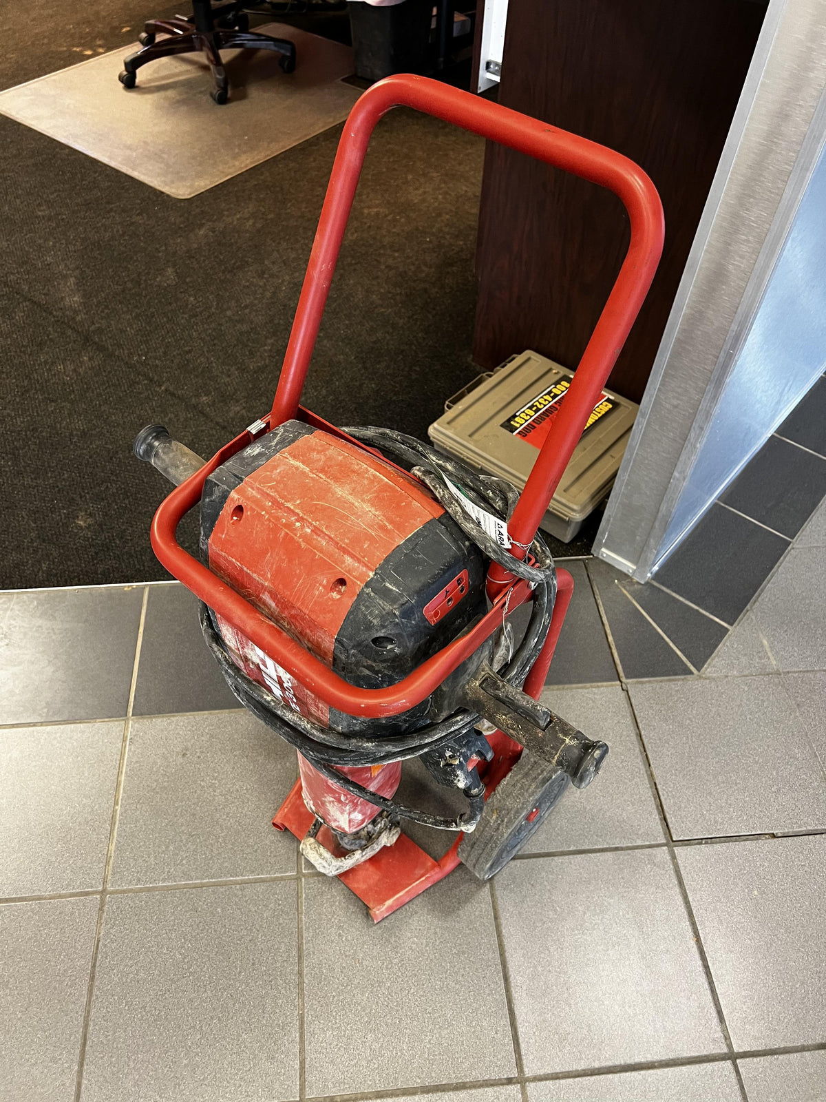 2020 HILTI TE 3000-AVR