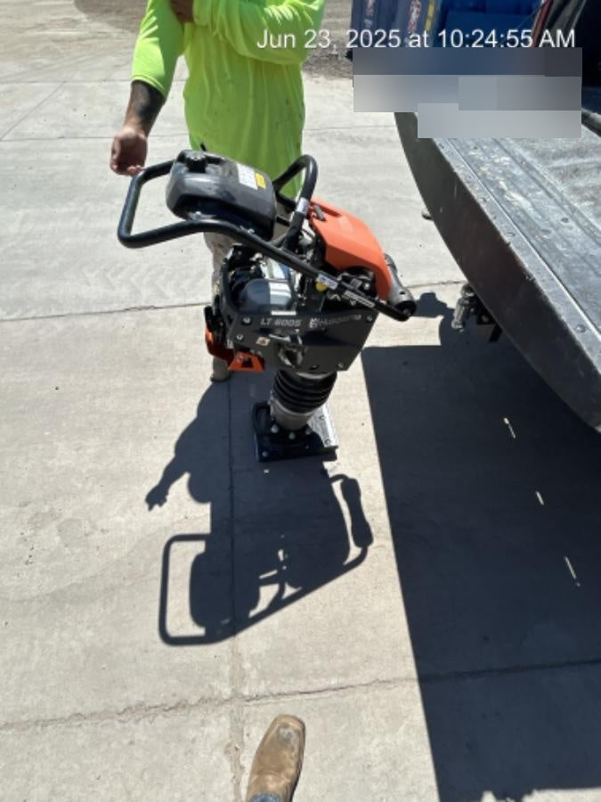 2025 HUSQVARNA LT6005