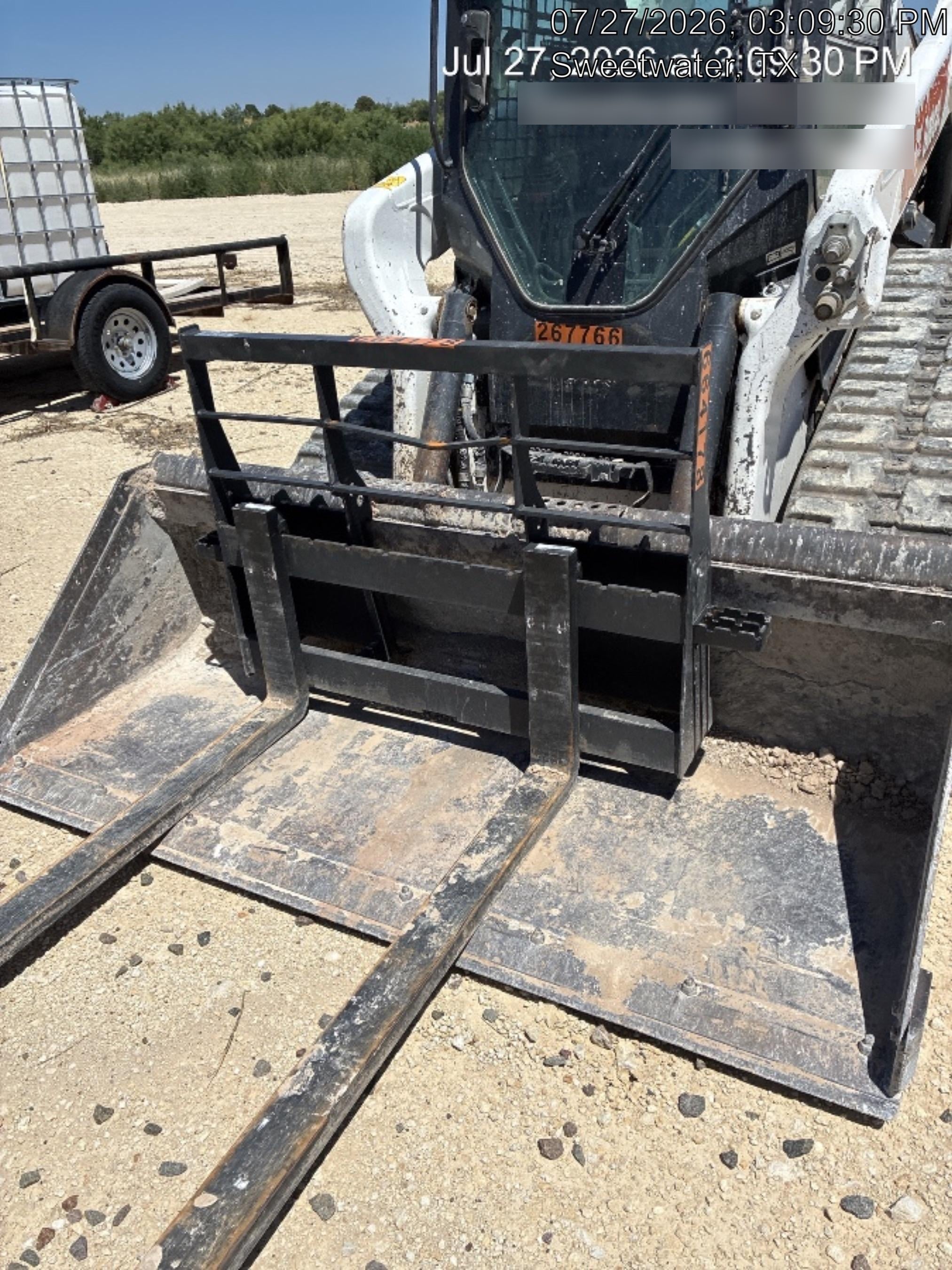 2026 ARROW MATERIAL HANDLING 72" Pallet Forks - Arrow